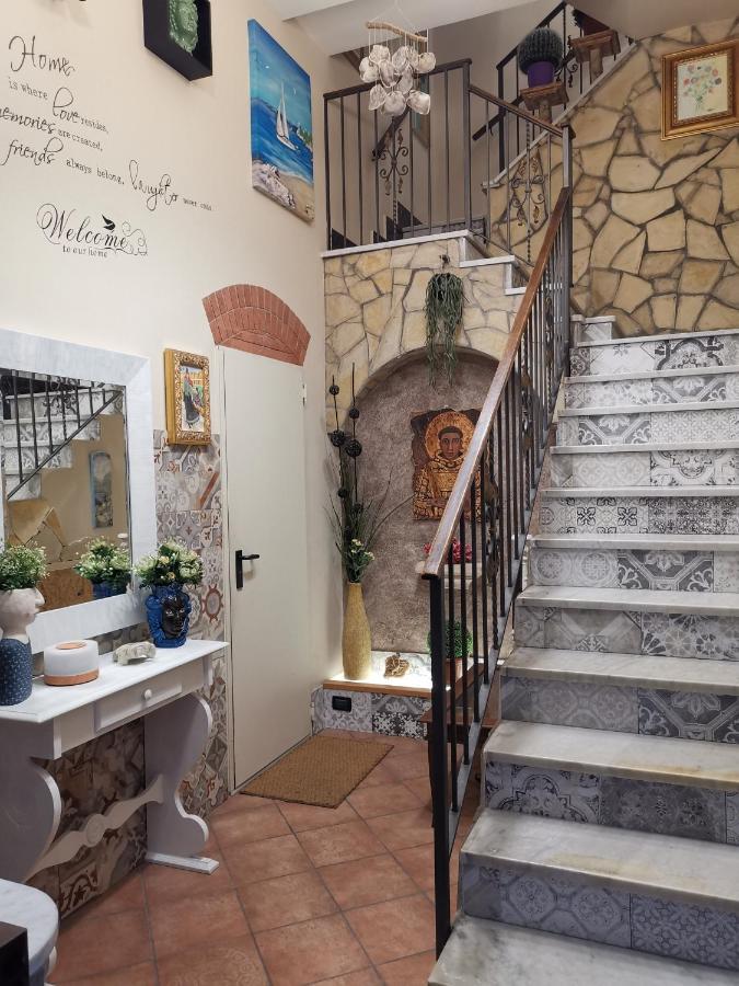 La mansarda di Ninni Catania Bagian luar foto