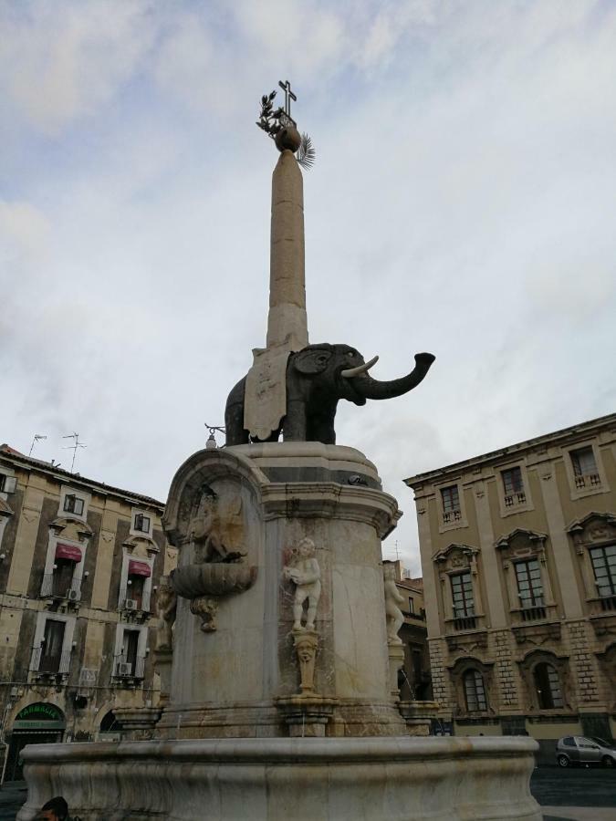 La mansarda di Ninni Catania Bagian luar foto